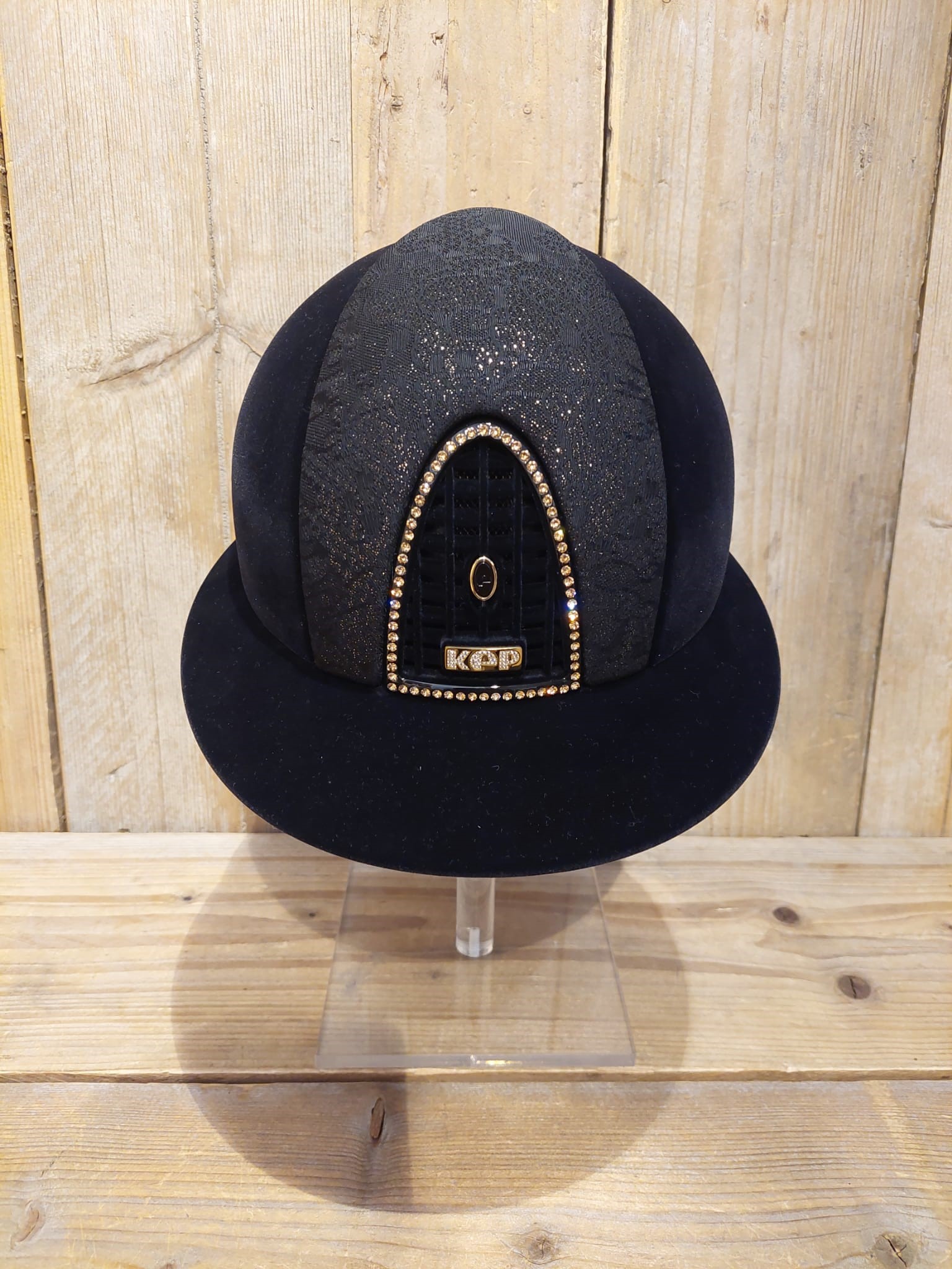 KEP-velvet-black-gold-polo