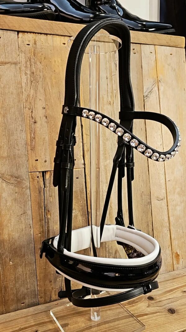 Otto Schumacher Roundstyled Bridle Bellevue Elegant / White Padding Patent Noseband Broband Rivoli XL 12mm