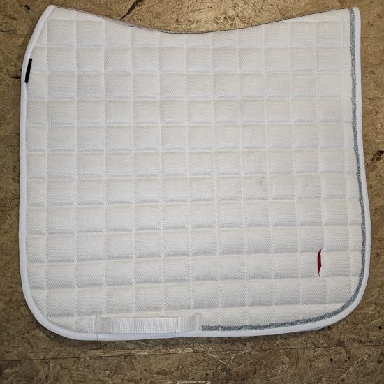 aviar-mesh-dressage-saddlepad-swarovski-silver