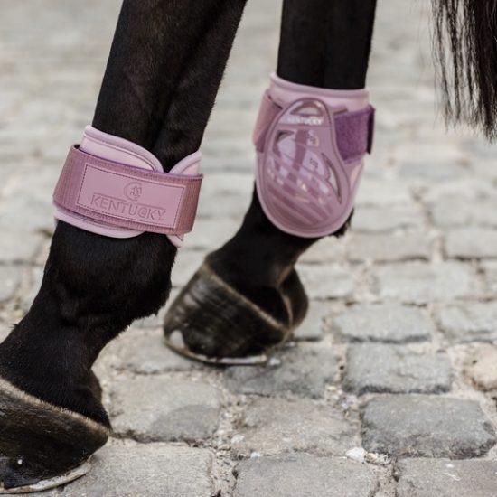 kentucky-horsewear-beenbescherming-pink-details
